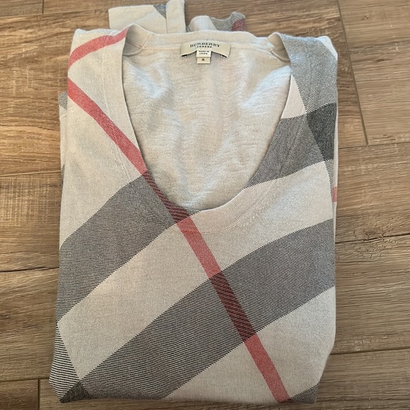 Burberry London classic check wool cashmere sweater Sz S - Picture 12 of 16